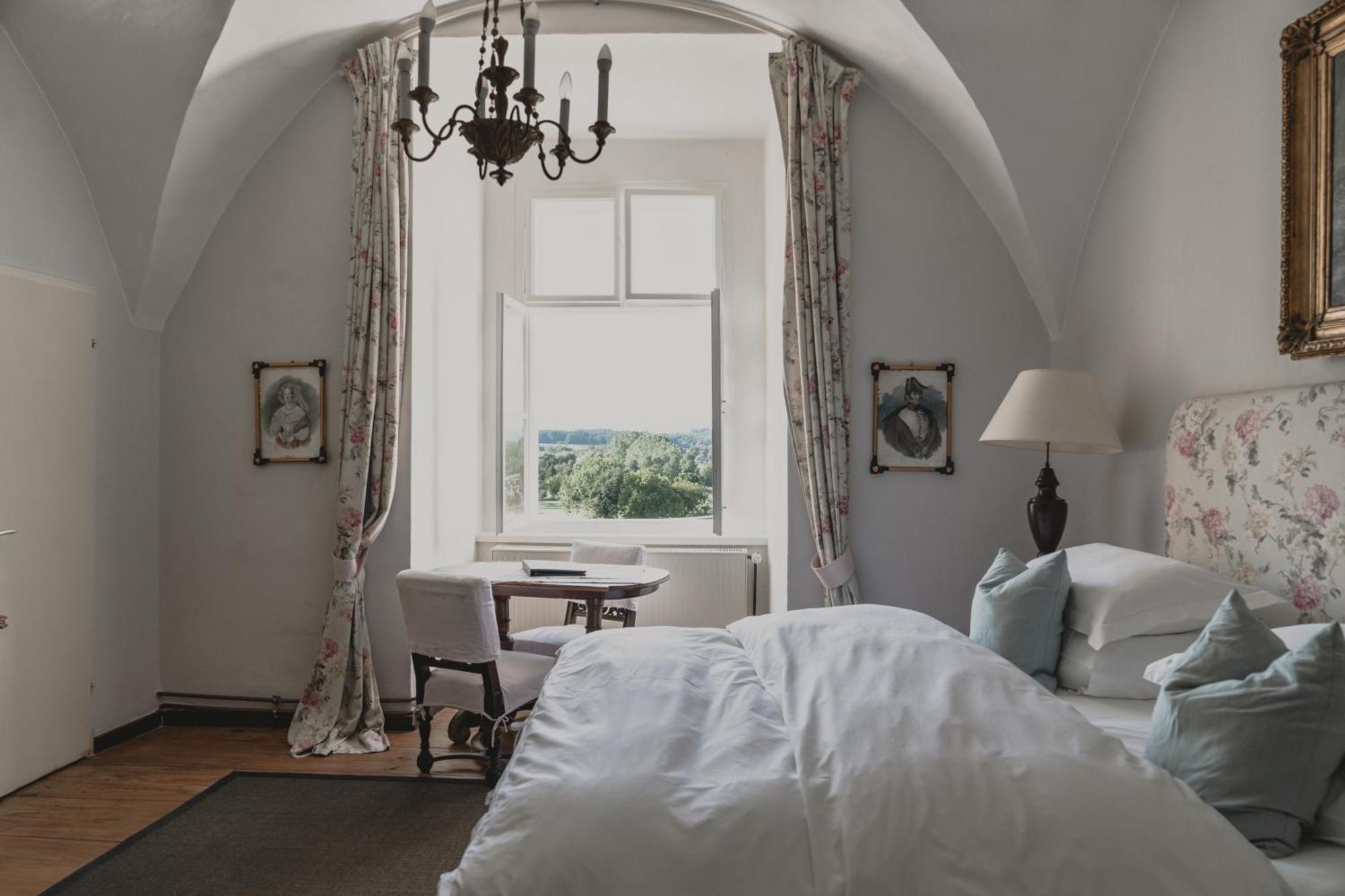 Hotel Schloss Ernegg 3*